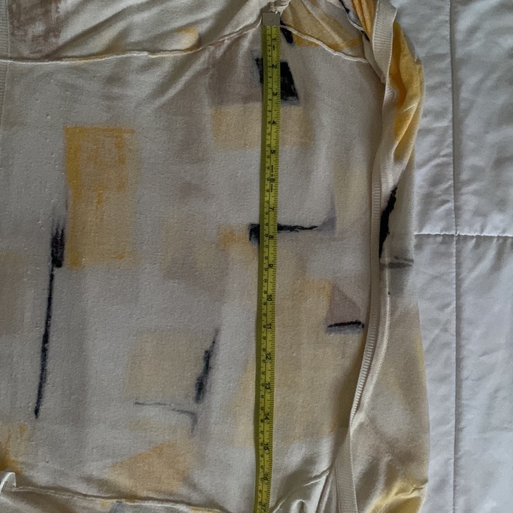 WHBM Abstract Design Cardigan Zipper Crop Small - Picture 4 of 5
